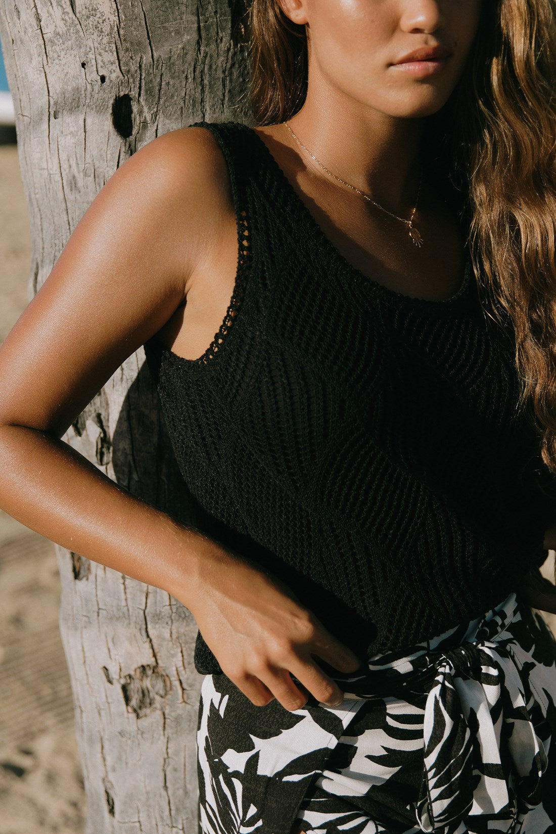 Black Crochet Crew Neck Vest - Black